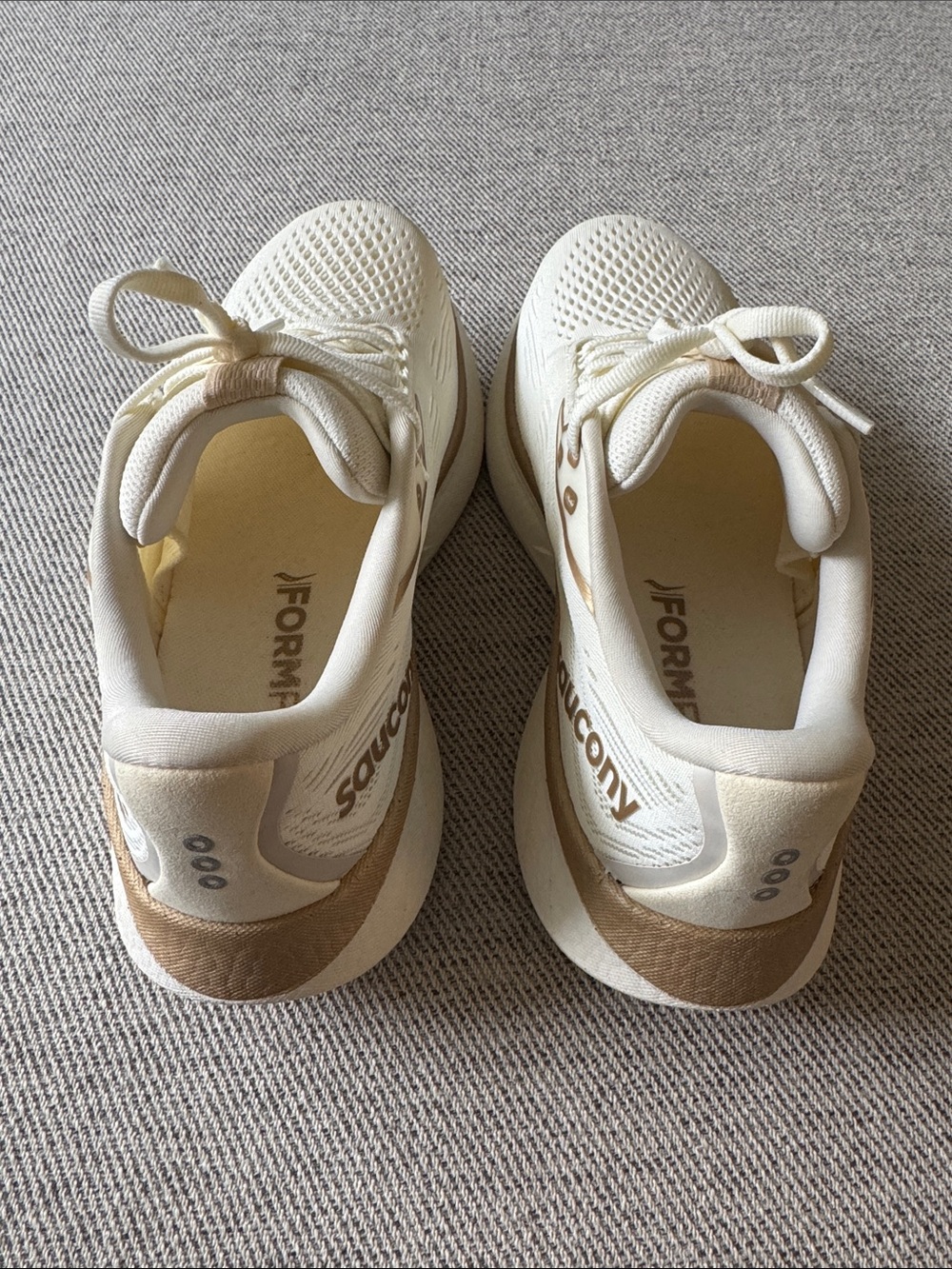 Saucony Women's Ride 18 Running Shoes - Picture 3 of 4